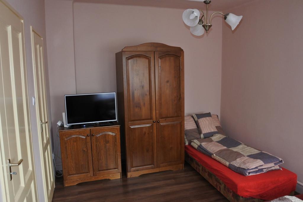Kisasszony Apartman Eğri Dış mekan fotoğraf