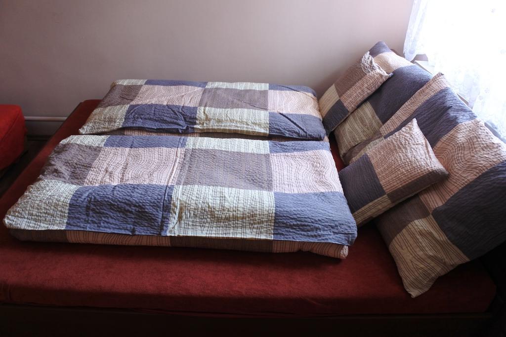 Kisasszony Apartman Eğri Dış mekan fotoğraf