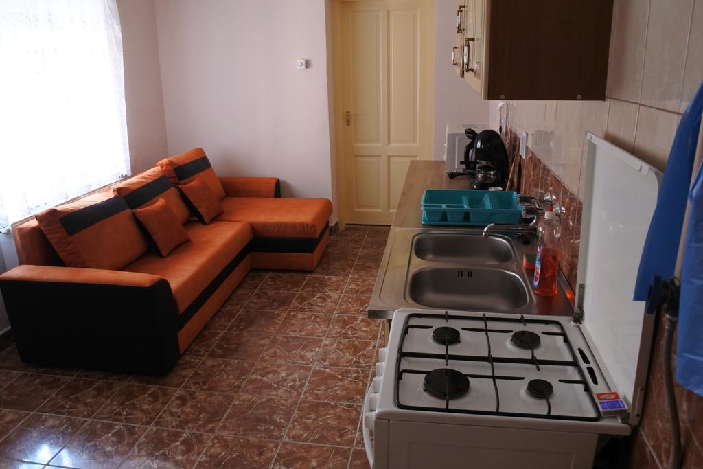 Kisasszony Apartman Eğri Dış mekan fotoğraf