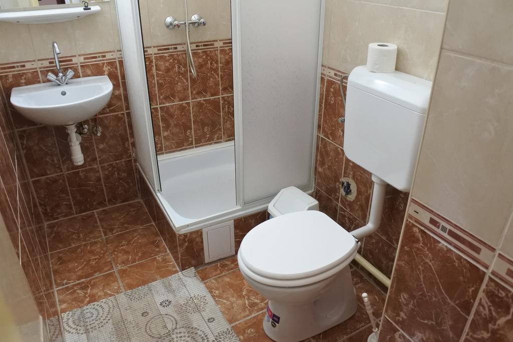 Kisasszony Apartman Eğri Dış mekan fotoğraf